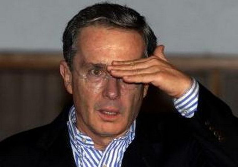 Alvaro Uribe.
