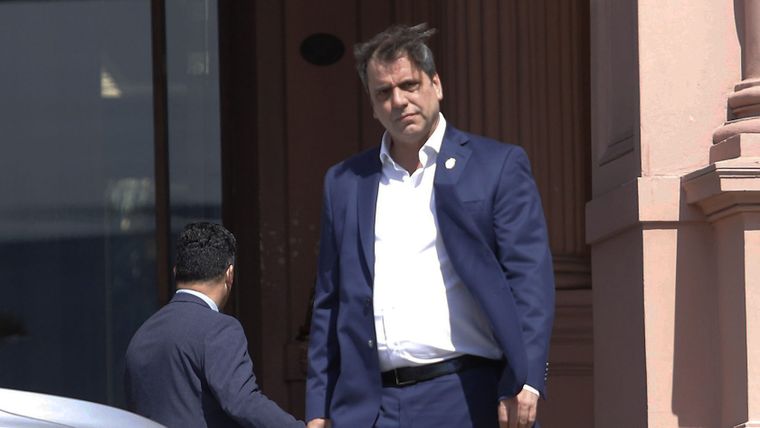 Lisandro Catalán dejó su cargo como ministro de Interior