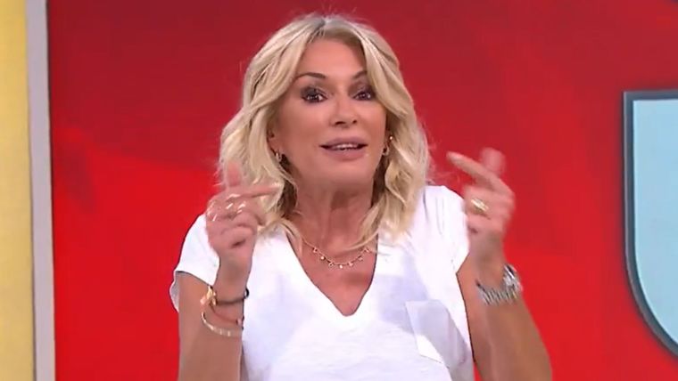 La panelista no se guardó nada. Foto: captura de video/ América TV.