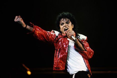 La figura de Jackson sigue siendo muy controvertida 17 años después de su muerte.