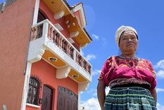 casas de remesas: como el dinero que llega de ee.uu. transforma pueblos remotos en guatemala