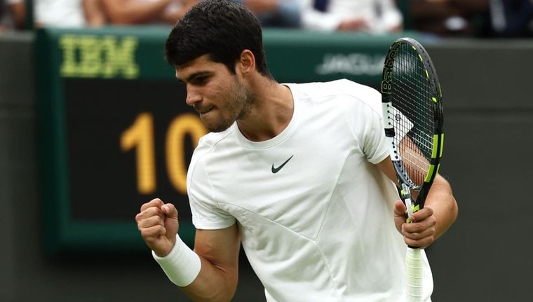 Carlos Alcaraz debutó con una buena victoria. Foto: EFE