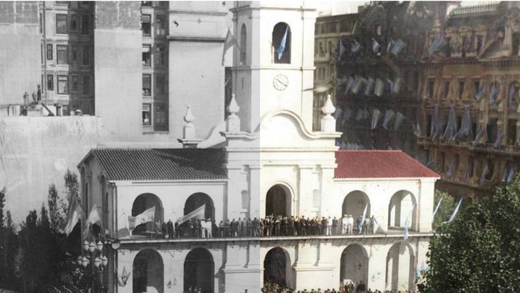 Celebración en 1940 de la Revolución de Mayo Foto: @argentinaencolor (Instagram)