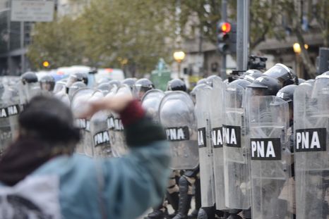 Marcha por los jubilados. Foto: Juan Mateo Aberastain/MDZ Marcha por los jubilados. Foto: Juan Mateo Aberastain/MDZ