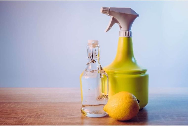 La fórmula para lograr un piso brillante y perfumado. La fórmula para lograr un piso brillante y perfumado. 