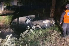 El delincuente terminó volcando en la persecución Foto: InfoYa