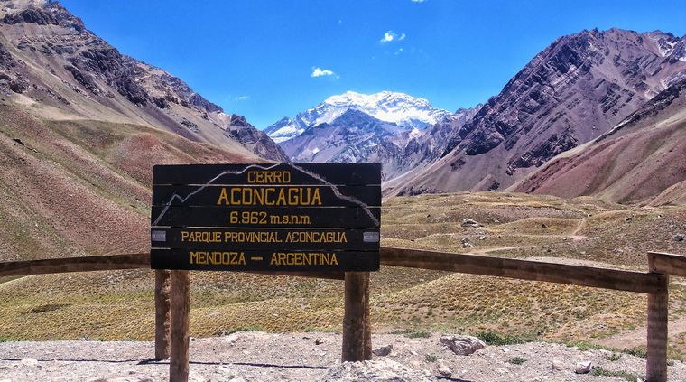 Las actividades de ascenso en el Parque Provincial Aconcagua  comenzaron ayer Foto: shutterstock.com