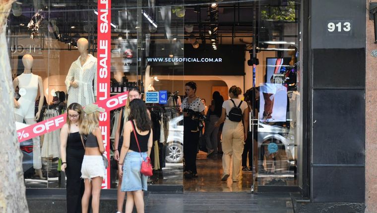 Un fin de semana para aprovechar precios bajos y apoyar lo local. Un fin de semana para aprovechar precios bajos y apoyar lo local.