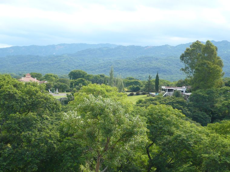En este pueblo, el río y los caminos cercanos permiten una escapada breve sin alejarse demasiado de Salta capital. En este pueblo, el río y los caminos cercanos permiten una escapada breve sin alejarse demasiado de Salta capital.