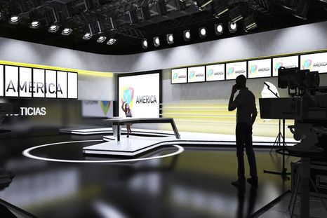 Una modelo la pasó muy mal en un programa de canal América. Una modelo la pasó muy mal en un programa de canal América.