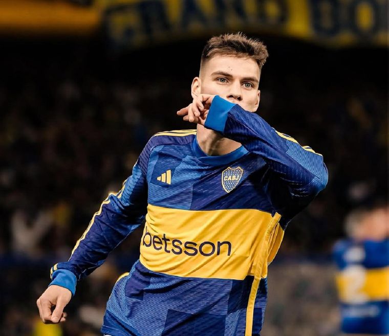 La intención de Zenón es salir en este mercado de pases.