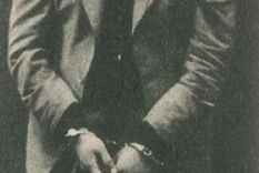 El Ratón Franco, con el look gangsteril que usaban los hampones de aquellos años