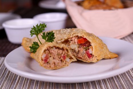 Empanadas de atún: el secreto para un relleno jugoso y sabroso. Empanadas de atún: el secreto para un relleno jugoso y sabroso.