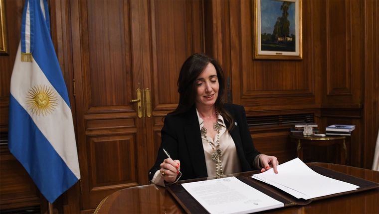 La vicepresidenta busca quedar afuera de la polémica Foto: Senado