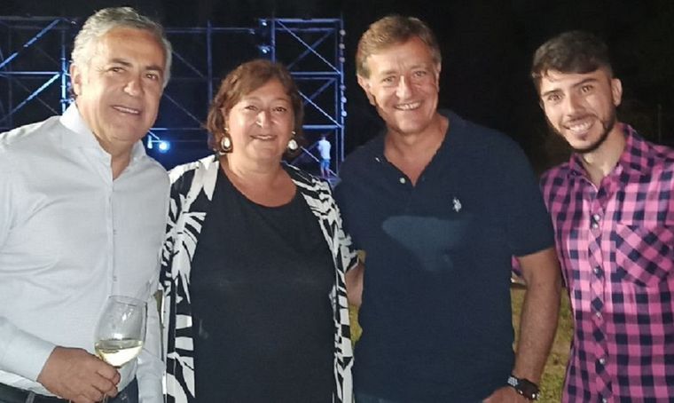 Alfredo Cornejo, Carina Lacroux, Rodolfo Suarez y Lucas Luppo Foto: Twitter Lucas Luppo