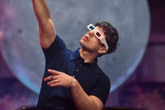 FRANZ lanzó su álbum To The Moon.