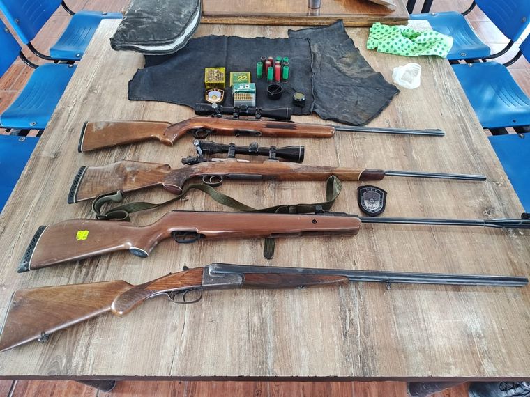 El hombre amenazó a su esposa con un arma de fuego y en la casa le encontraron un arsenal Foto: Ministerio de Seguridad de Mendoza