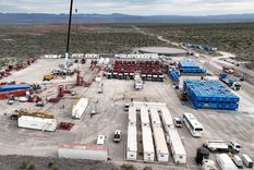 vaca muerta: nuevo record en la produccion de petroleo y paro por despidos vaca muerta: nuevo record en la produccion de petroleo y paro por despidos