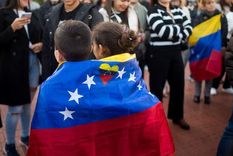 Los venezolanos en EE.UU. están preocupados por sus familiares en Venezuela.