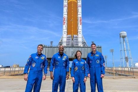 La tripulación de Artemis II viajó más lejos de la Tierra que cualquier otro ser humano. La tripulación de Artemis II viajó más lejos de la Tierra que cualquier otro ser humano.