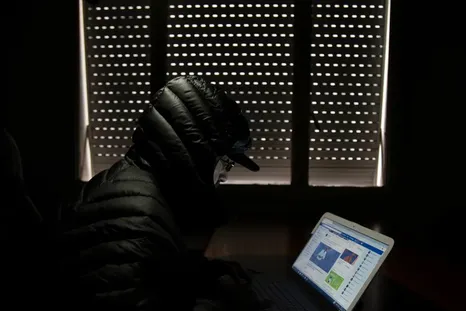 Generó imágenes sexuales con Inteligencia Artificial y quedó detenido en Salta. Foto: NA Generó imágenes sexuales con Inteligencia Artificial y quedó detenido en Salta. Foto: NA