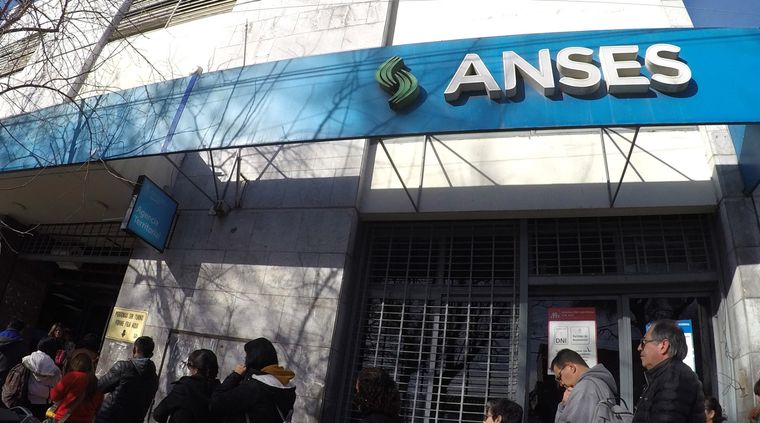 Este cambio fue comunicado en el Boletín Oficial Foto: ALF PONCE MERCADO / MDZ