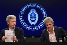 Santiago Bausili (BCRA) y el ministro de Economía Luis Caputo buscaron dar señales de confianza a los operadores financieros, despejando el escenario para los próximos meses. Foto: NA