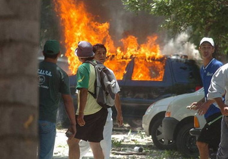 Ayer, durante la pelea sindical, hubo un muerto y varios heridos. Foto: Gentileza Diario La Capital