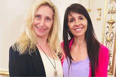 Karina Milei con Lorena Villaverde