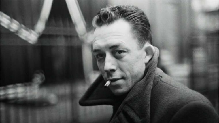La frase de Albert Camus invita a pensar en la fuerza interior que puede aparecer incluso en medio de una etapa difícil. La frase de Albert Camus invita a pensar en la fuerza interior que puede aparecer incluso en medio de una etapa difícil.