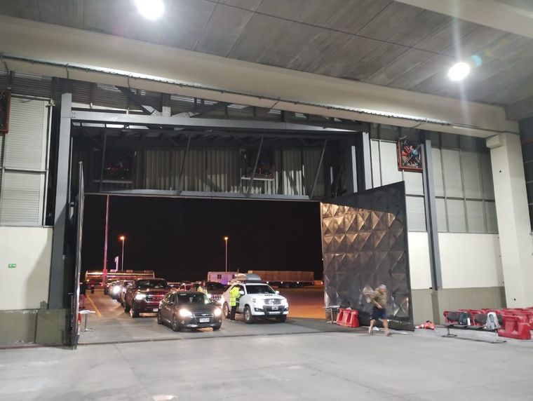 Los Libertadores, el complejo fronterizo es un caos durante las 24 horas. Foto: Gendarmería.