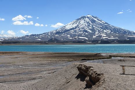 La acumulación de nieve en Alta Montaña llevó a postergar la apertura de la Laguna del Diamante, prevista inicialmente para este jueves 8 de enero. La acumulación de nieve en Alta Montaña llevó a postergar la apertura de la Laguna del Diamante, prevista inicialmente para este jueves 8 de enero.