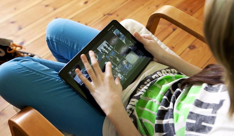 El objetivo es proteger la salud mental de los menores, expuestos a adicciones por el uso de tecnología. Foto Dpa El objetivo es proteger la salud mental de los menores, expuestos a adicciones por el uso de tecnología. Foto Dpa