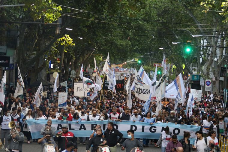 La movilización será cuando caiga la noche. Foto: Maximiliano Ríos/MDZ