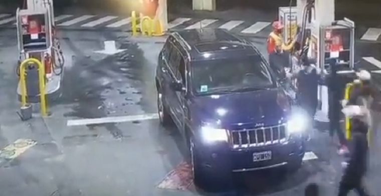 Un conductor y un playero fueron las víctimas del robo piraña