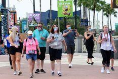 omicron: el mundo toma medidas ante el avance de la nueva variante