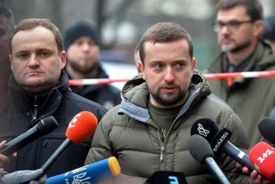 MDZol | Kyrylo Tymoshenko, jefe adjunto del gabinete del presidente Volodymyr Zelensky, renunció a su cargo tras reportes de que había mudado a su familia a una mansión. Foto: Getty Images