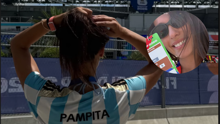 La modelo mostró como vive la fiebre mundialista.
