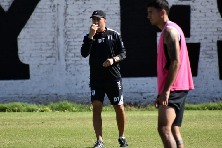 Medrán tendrá una baja y mantiene una incógnita para el choque con Agropecuario. Foto: Prensa Gimnasia