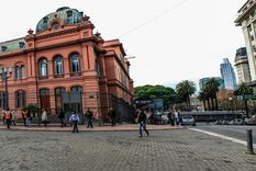 La pequeña vivía en la calle junto a sus padres Foto: Pixabay