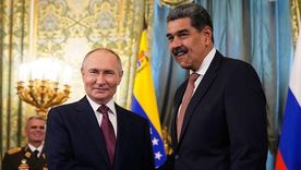 El presidente de Rusia, Vladimir Putin, junto al presidente de Venezuela, Nicolás Maduro, en el Kremlin, Moscú, el 7 de mayo de 2025.