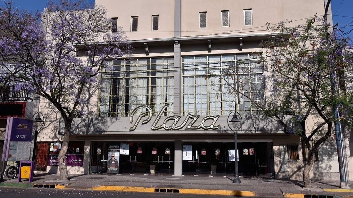Godoy Cruz: un teatro dará descuentos a quienes no usen los celulares en las funciones