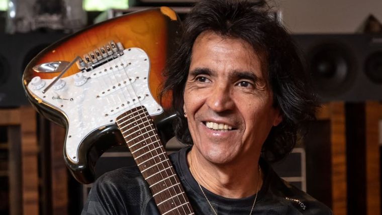 La familia del guitarrista decidió que no habrá ni velatorio ni ceremonia. La familia del guitarrista decidió que no habrá ni velatorio ni ceremonia.