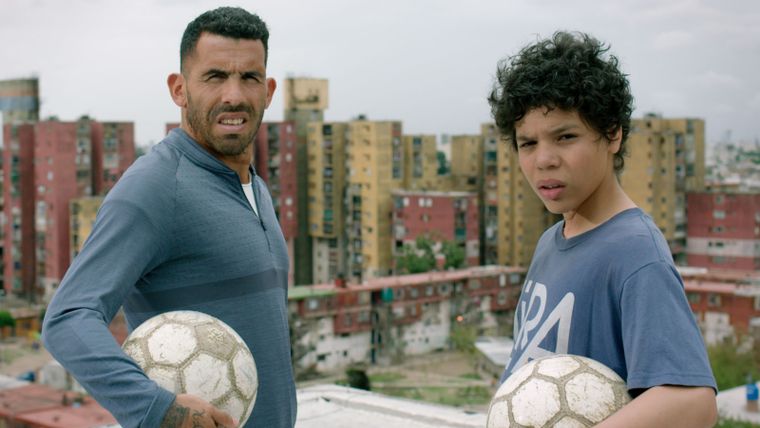 La serie se enfocaba sobre la vida de Carlos Tévez