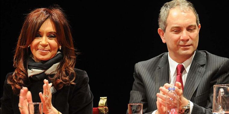 El ministro de Justicia junto a la Presidenta.