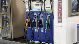 el gobierno flexibilizo las normas de naftas para amortiguar el impacto del precio del petroleo en surtidores el gobierno flexibilizo las normas de naftas para amortiguar el impacto del precio del petroleo en surtidores