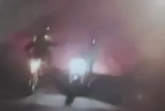 El crimen fue captado por las cámaras de seguridad de la zona. Foto: Captura de video