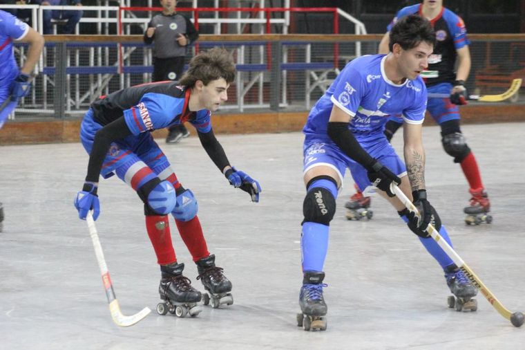 Los mendocinos tuvieron acción en Superliga de hockey sobre patines este domingo. Los mendocinos tuvieron acción en Superliga de hockey sobre patines este domingo.