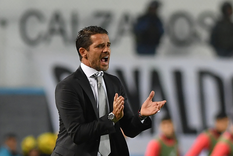 Gago se lamentó por otra derrota de Racing y palpitó el clásico ante Independiente Foto: Télam Gago se lamentó por otra derrota de Racing y palpitó el clásico ante Independiente Foto: Télam