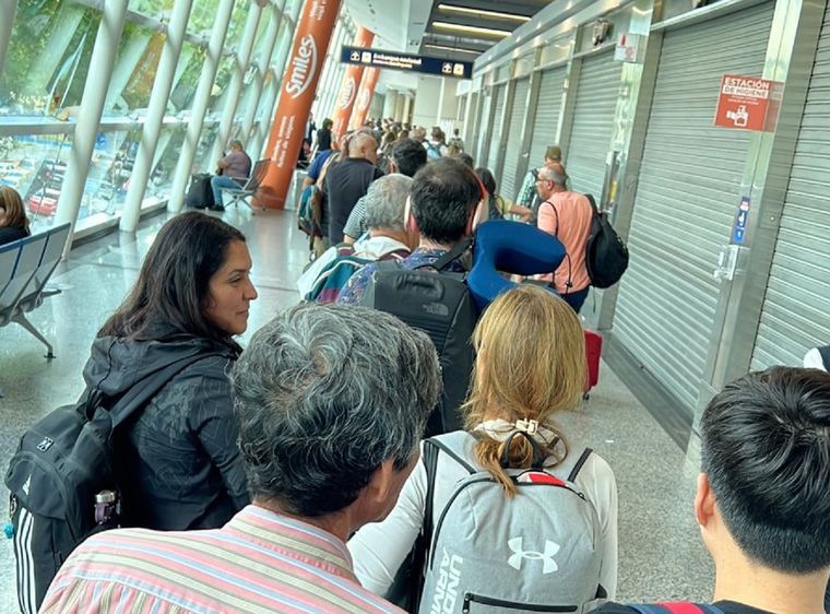 Tensión y demoras en aeroparque por un operativo de seguridad